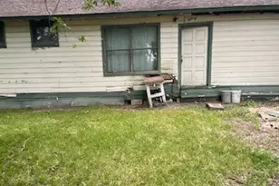 4705 Glengarry Rd, Houston, TX 77048 - Photo 2