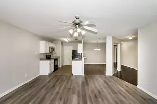 6919 Garnet Trail Ln, Richmond, TX 77469 - Photo 4