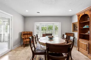 14009 W Hughes Rd, Dickinson, TX 77539 - Photo 12