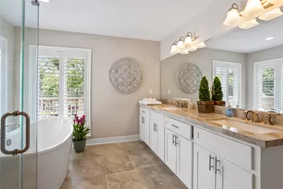 14009 W Hughes Road, Dickinson, TX 77539 - Photo 18