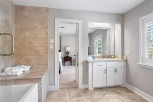 14009 W Hughes Rd, Dickinson, TX 77539 - Photo 26