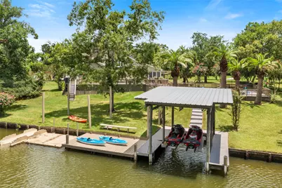14009 W Hughes Road, Dickinson, TX 77539 - Photo 38