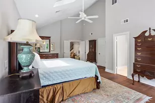 14009 W Hughes Rd, Dickinson, TX 77539 - Photo 16