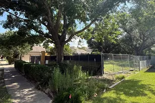 6903 Avenue B, Bellaire, TX 77401 - Photo 8