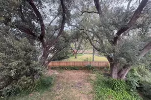 6903 Avenue B, Bellaire, TX 77401 - Photo 1