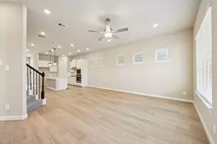 707 Topwater Trail, Kemah, TX 77565 - Photo 8