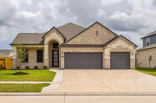456 Lake Line Dr, Alvin, TX 77511 - Photo 1