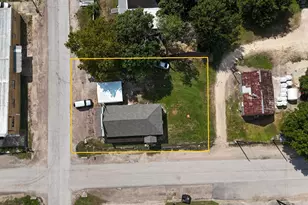 502 Mulcahy St, Damon, TX 77430 - Photo 14
