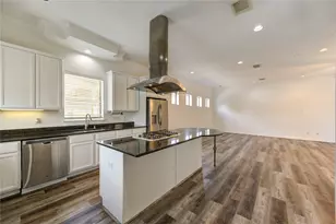 5701 Kiam St, Houston, TX 77007 - Photo 14