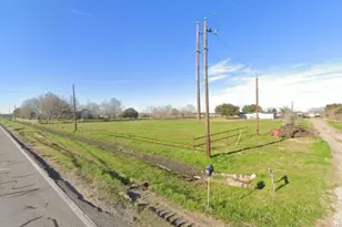 2021 FM 360 Rd, Rosenberg, TX 77471 - Photo 1