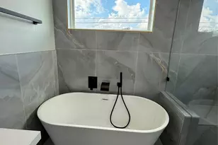 3101 Live Oak St, Houston, TX 77004 - Photo 10