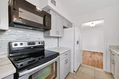 500 N Post Oak Lane, Houston, TX 77024 - Photo 16