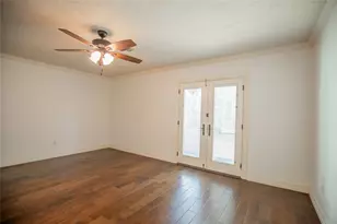 1627 Fall Valley Dr, Houston, TX 77077 - Photo 38