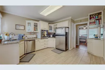 555 21st Street, Beaumont, TX 77706 - Photo 14