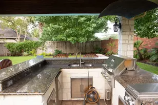 3039 Bonnebridge Way Blvd, Houston, TX 77082 - Photo 38