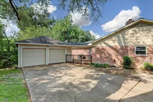 9738 Derrik Dr, Houston, TX 77080 - Photo 32