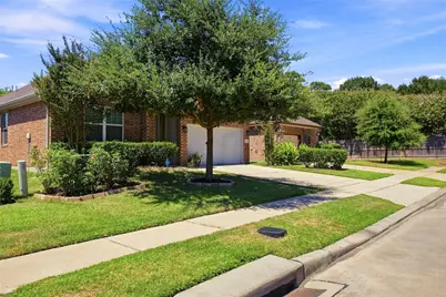8106 Sutton Crest Drive, Tomball, TX 77375 - Photo 4