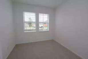 347 W Rose Marie Ln, Montgomery, TX 77356 - Photo 2