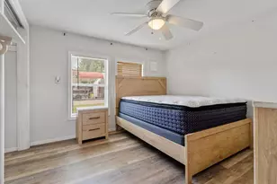 3320 Brooks Ave, Bay City, TX 77414 - Photo 6