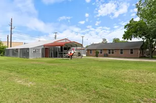 3320 Brooks Ave, Bay City, TX 77414 - Photo 34