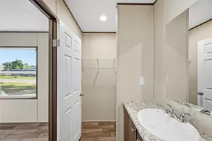38904 West Dr, Hempstead, TX 77445 - Photo 10