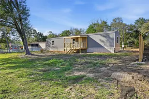 38904 West Dr, Hempstead, TX 77445 - Photo 1