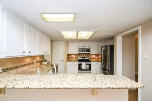 9360 Briar Forest Dr, Houston, TX 77063 - Photo 22