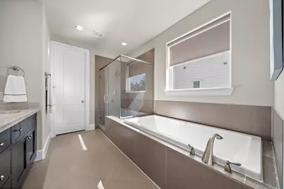 4533 Polk Street, Houston, TX 77023 - Photo 16