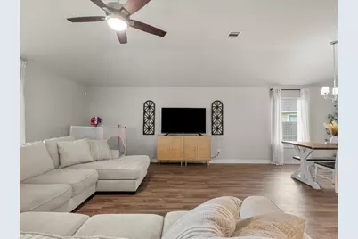 4901 Perennial Lane, La Marque, TX 77568 - Photo 16