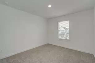 12318 Churchill downs Dr, Houston, TX 77047 - Photo 24