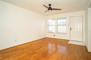 1737 Airline Dr, Houston, TX 77009 - Photo 10