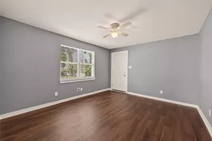 3827 Wayne St, Houston, TX 77026 - Photo 6