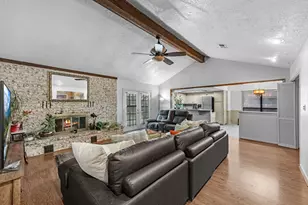 1505 Blake Dr, Brenham, TX 77833 - Photo 4