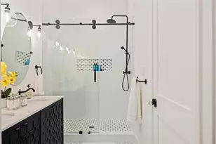 1514 31st St, Galveston, TX 77550 - Photo 22