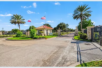 6435 Dow Reef Drive, Beach City, TX 77523 - Photo 12