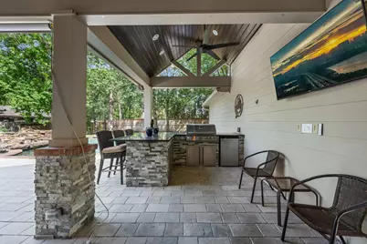 59 N Bluff Creek Circle, The Woodlands, TX 77382 - Photo 34