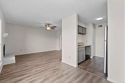 18511 Egret Bay Boulevard #205, Webster, TX 77058 - Photo 16