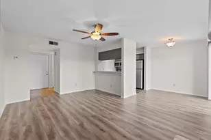 18511 Egret Bay Blvd, Webster, TX 77058 - Photo 16