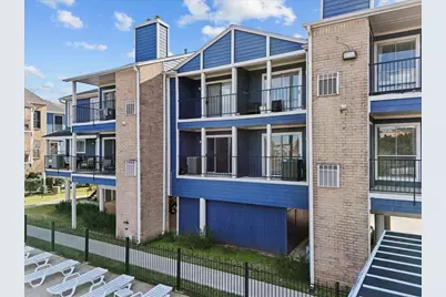 18511 Egret Bay Boulevard #205, Webster, TX 77058 - Photo 2