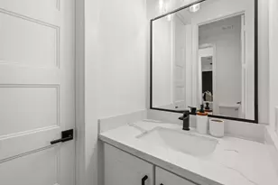 409 Blueberry St, Houston, TX 77018 - Photo 24