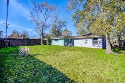 9305 Gettysburg Avenue, Texas City, TX 77591 - Photo 36