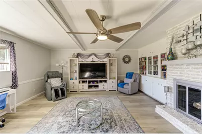 9305 Gettysburg Avenue, Texas City, TX 77591 - Photo 4