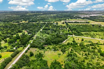 5955 Lynette Circle, Bryan, TX 77807 - Photo 6