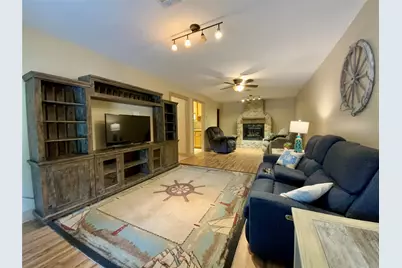 934 N Fm 356, Onalaska, TX 77360 - Photo 10