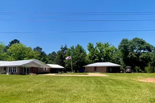 858 Fm 1272, Grapeland, TX 75844 - Photo 1