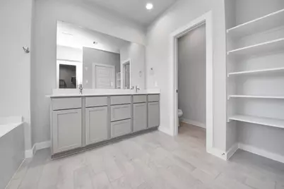 15015 Royal Leaf Drive, Cypress, TX 77429 - Photo 20