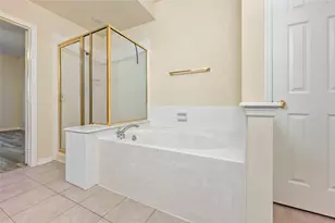 7935 Glenn Cliff Dr, Houston, TX 77064 - Photo 18