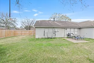 151 E Forest Ln, Houston, TX 77015 - Photo 24