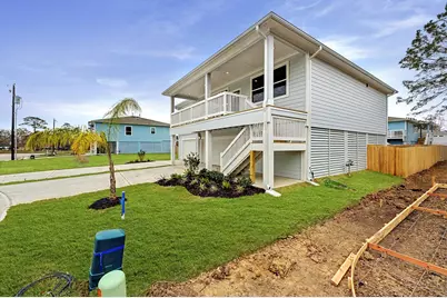 1906 Ashlee Court, Dickinson, TX 77539 - Photo 4