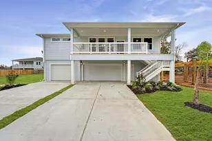 1906 Ashlee Ct, Dickinson, TX 77539 - Photo 2